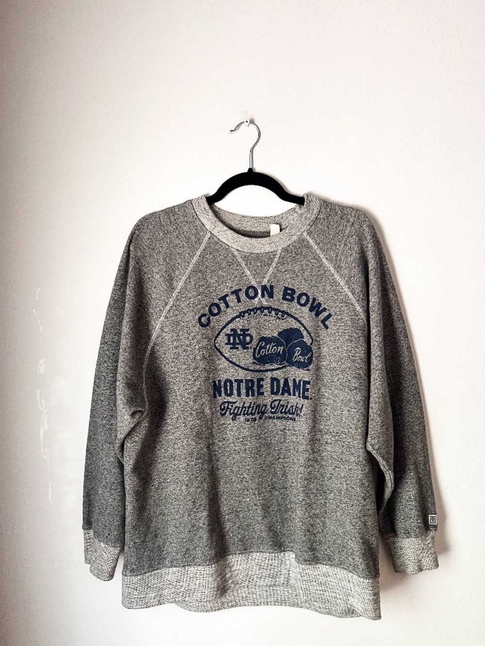 Tailgate Notre Dame Fighting Irish Vintage Style Oversized Cotton Bowl Crewneck